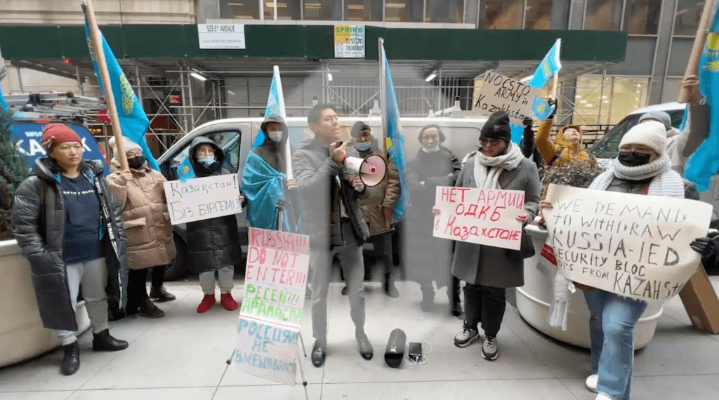 Ресей басқыншылығына қарсы көптеген елдерде протест өтуде