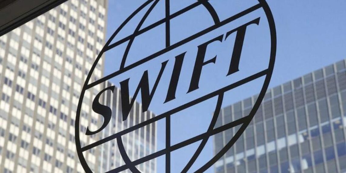 Ресей банктерінің «Свифттен» ажырауы елімізге қауіпті емес