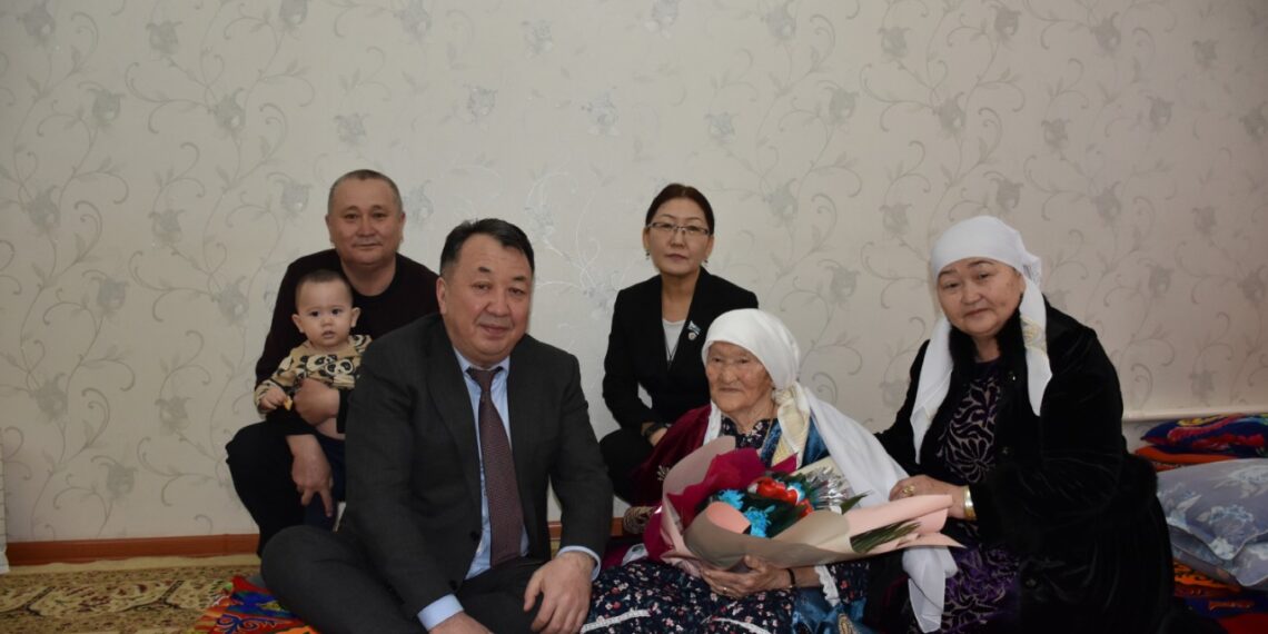 Созақтық аналар мереке қарсаңында алғысқа бөленді