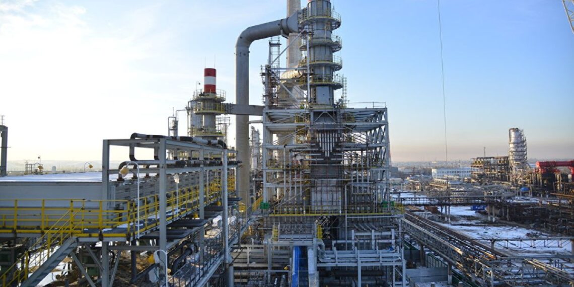 Нигергияда мұнай өңдеу зауыты жарылды