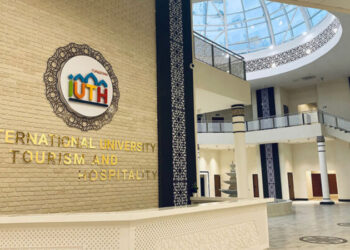 Төрт жылда екі диплом беретін университет