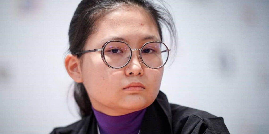 Шахматшы қыз Тоқаевтан қандай сыйлық алғанын көрсетті