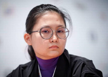 Шахматшы қыз Тоқаевтан қандай сыйлық алғанын көрсетті