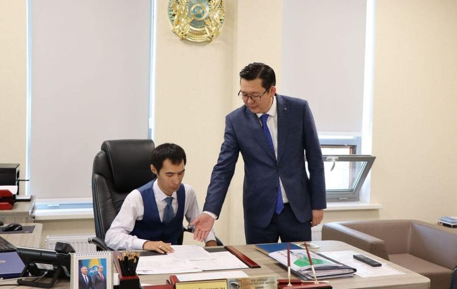 Әлеуметтік желі белсендісі басқарма басшысының қызметін уақытша атқарып көрмек