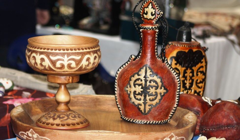 Түркістандық қолөнер шеберлері өнімдерін сата аламай отыр