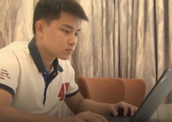 Тағы бір мектеп түлегі АҚШ-тың 6 университетінен шақырту алды