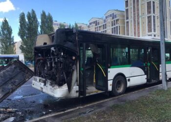 Астанада жолаушылар автобусынан өрт шықты