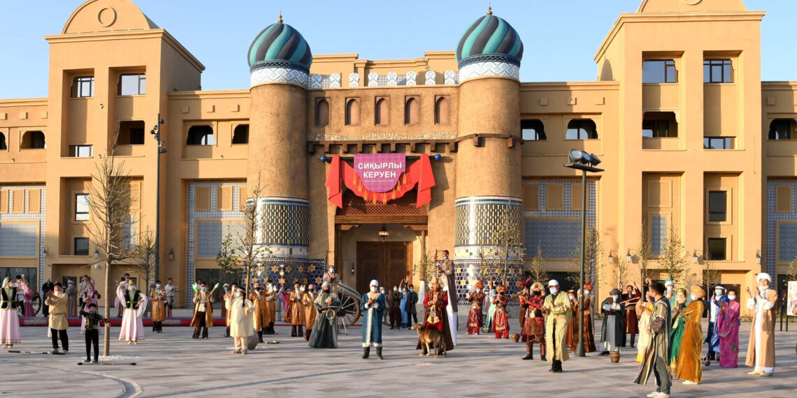 ТҮРКІСТАНҒА ШЕТ ЕЛДЕН КЕЛУШІ ТУРИСТЕРДІҢ САНЫ АРТТЫ