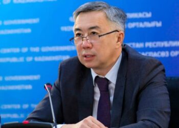 Қазақстандағы «қант дауынан» кейін тағайындалған Серік Жұманғарин шәйді тосаппен ішетінін мойындады