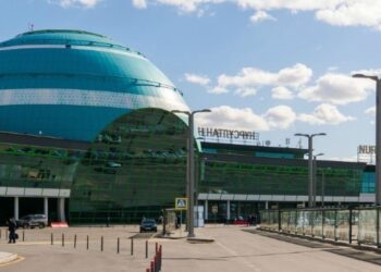 Нұр-Сұлтан әуежайында ер адам ұшақта жарылғыш заттың барын айтып, шу шығарды