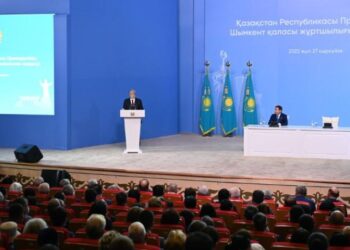 Мемлекет басшысы шатыр басып қалған туды көтерген азаматтарға алғыс айтты