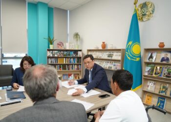 ТҮРКІСТАН: ӘЛЕУМЕТТІК МӘСЕЛЕЛЕР АШЫҚ ДИАЛОГ АЛАҢЫНДА ҚАРАЛДЫ