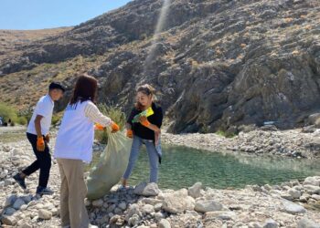 Кентауда «Таза Қазақстан» аясында өзен жағалаулары тазартылды