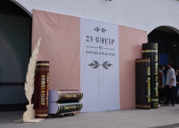 ТҮРКІСТАНДА ҰЛТТЫҚ КІТАП КҮНІНІҢ ҚҰРМЕТІНЕ АУҚЫМДЫ МӘДЕНИ ІС-ШАРА ӨТТІ