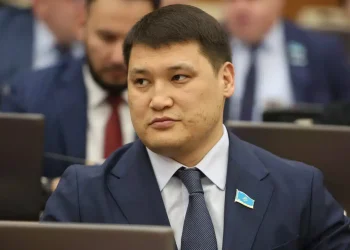 Замакима Шымкента Руслан Берденов госпитализирован после вооруженного нападения