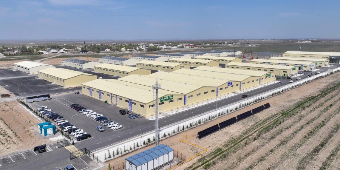 ТҮРКІСТАН ОБЛЫСЫНДА ЖЫЛ БАСЫНАН БЕРІ 196,5 МЛРД. ТЕҢГЕ ИНВЕСТИЦИЯ ТАРТЫЛЫП, МАКРОЭКОНОМИКАЛЫҚ КӨРСЕТКІШТЕР ӨСТІ