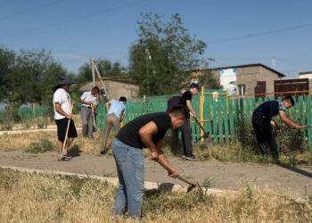 ТАЗА ҚАЗАҚСТАН:ЖАЛПЫ АУДАНДЫҚ СЕНБІЛІККЕ МЫҢҒА ЖУЫҚ АДАМ БЕЛСЕНЕ АТСАЛЫСТЫ