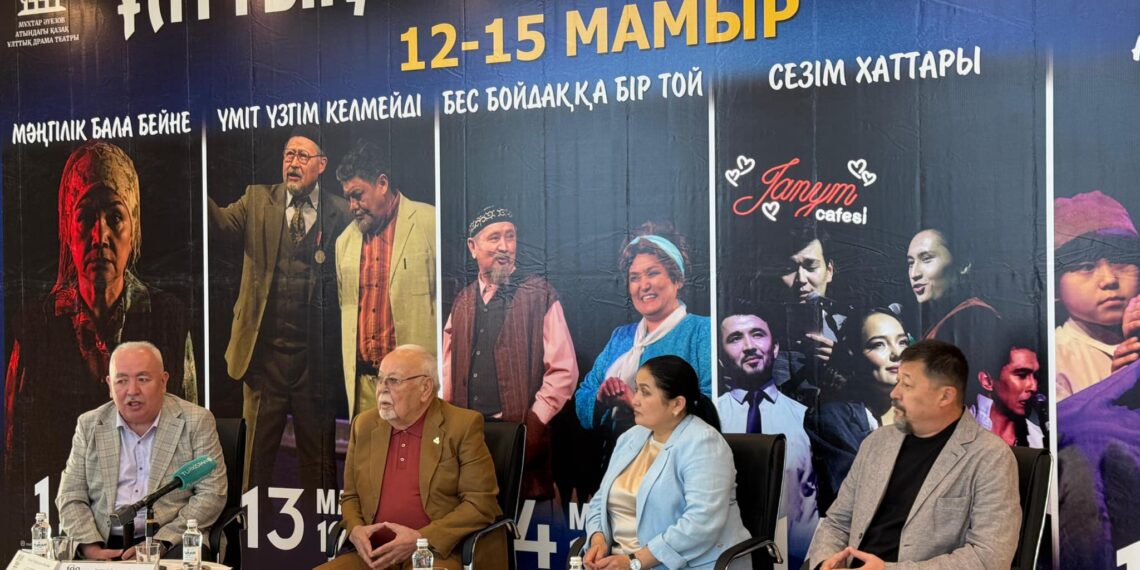 ӘУЕЗОВ ТЕАТРЫ ТҮРКІСТАНДА БЕС КҮН БОЙЫ ҮЗДІК ҚОЙЫЛЫМДАРДЫ САХНАЛАЙДЫ