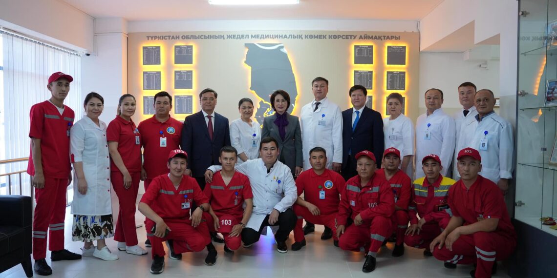 ДЕНСАУЛЫҚ САҚТАУ МИНИСТРІ ТҮРКІСТАН ОБЛЫСЫНДА МЕДИЦИНАЛЫҚ МЕКЕМЕЛЕРДІҢ ЖҰМЫСЫМЕН ТАНЫСТЫ
