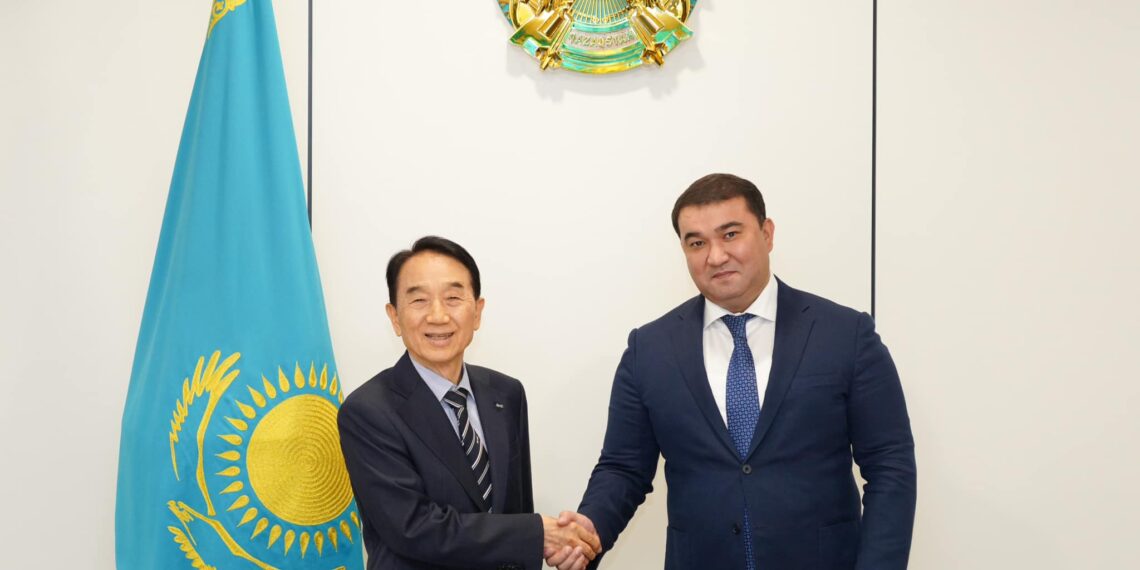 НҰРАЛХАН КӨШЕРОВ «WOOSONG» БІЛІМ БЕРУ ҚОРЫНЫҢ ҚҰРМЕТТІ ТӨРАҒАСЫМЕН КЕЗДЕСТІ