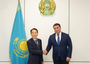 НҰРАЛХАН КӨШЕРОВ «WOOSONG» БІЛІМ БЕРУ ҚОРЫНЫҢ ҚҰРМЕТТІ ТӨРАҒАСЫМЕН КЕЗДЕСТІ