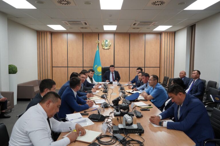 ТҮРКІСТАН: ӨҢІРДЕГІ ҚОҒАМДЫҚ-САЯСИ ТҰРАҚТЫЛЫҚ МӘСЕЛЕЛЕРІ ТАЛҚЫЛАНДЫ