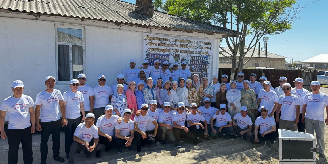 ШАРДАРАЛЫҚ ТҮЛЕКТЕР АУЫЛ ТҰРҒЫНЫНА ҮЙ СЫЙЛАДЫ