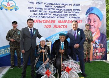 СОЗАҚТА СҰРАПЫЛ СОҒЫСТЫҢ ҚАРТ МАЙДАНГЕРІНЕ ҚҰРМЕТ КӨРСЕТІЛДІ