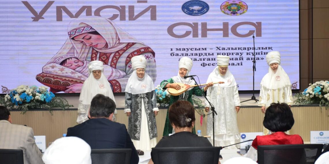 ҚХА-НЫҢ 30 ЖЫЛДЫҒЫ: ТҮРКІСТАНДА «ҰМАЙ АНА» ФЕСТИВАЛІ ӨТТІ