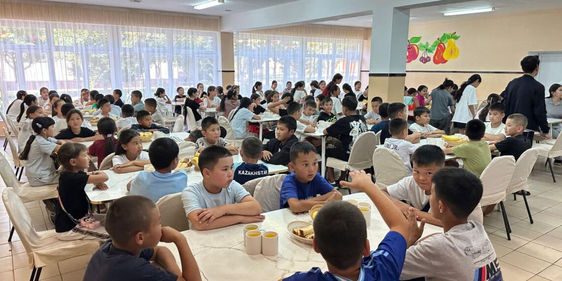 ТҮРКІСТАН: ЖАЗҒЫ САУЫҚТЫРУ ЛАГЕРЬЛЕРІ АЛҒАШҚЫ АУЫСЫМҒА БАЛАЛАРДЫ ҚАБЫЛДАДЫ