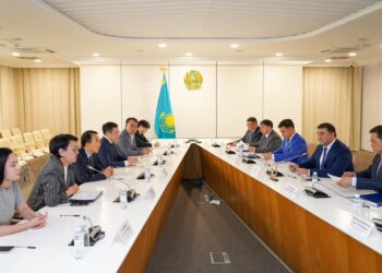 Нұралхан Көшеров «Woosong» білім беру қорының құрметті төрағасымен кездесу барысында өзара ынтымақтастықты талқылады