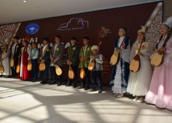 ТҮРКІСТАНДА  «ҮКІЛІ ДОМБЫРА» БАЙҚАУЫ ӨТТІ