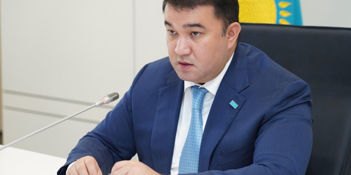 ТҮРКІСТАН ОБЛЫСЫНЫҢ ӘКІМІ ӨНДІРІС ОРЫНДАРЫН АШУ ЖҰМЫСЫН ЖЕДЕЛДЕТУДІ ТАПСЫРДЫ