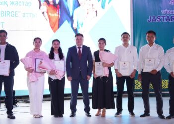 ТҮРКІСТАНДА ХАЛЫҚАРАЛЫҚ ЖАСТАР КҮНІНЕ ОРАЙ МЕРЕКЕЛІК КОНЦЕРТ ӨТТІ