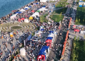 ТҮРКІСТАНДА ОРТА АЗИЯДА ТЕҢДЕСІ ЖОҚ «ЕСКЕК ЕСУ» АРНАСЫНЫҢ АШЫЛУЫНА 20 МЫҢ ХАЛЫҚ КЕЛДІ