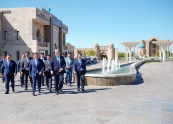 ҚР ПРЕМЬЕР-МИНИСТРІНІҢ ОРЫНБАСАРЫ ТҮРКІСТАН ОБЛЫСЫНДА ТУРИЗМДІ ДАМЫТУ ЖҰМЫСТАРЫМЕН ТАНЫСТЫ