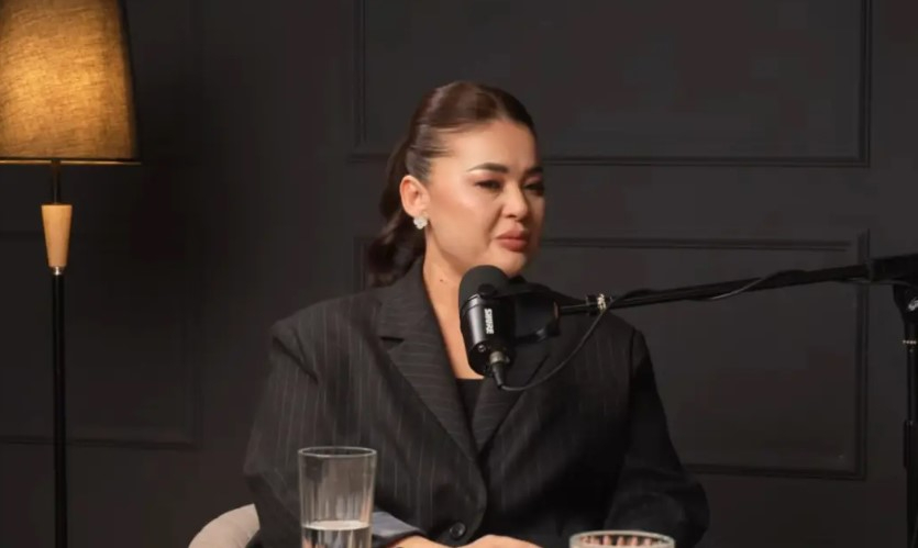 Продюсер Мөлдір Мұқанова Тұрсынбек Қабатовпен ажырасқанын алғаш рет растады