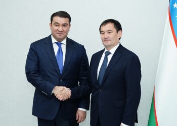 ТҮРКІСТАН ОБЛЫСЫНЫҢ ӘКІМІ ӨЗБЕКСТАНҒА ЖҰМЫС САПАРЫМЕН БАРЫП, ТУРИЗМДІ ДАМЫТУ БОЙЫНША КЕЛІССӨЗДЕР ЖҮРГІЗДІ