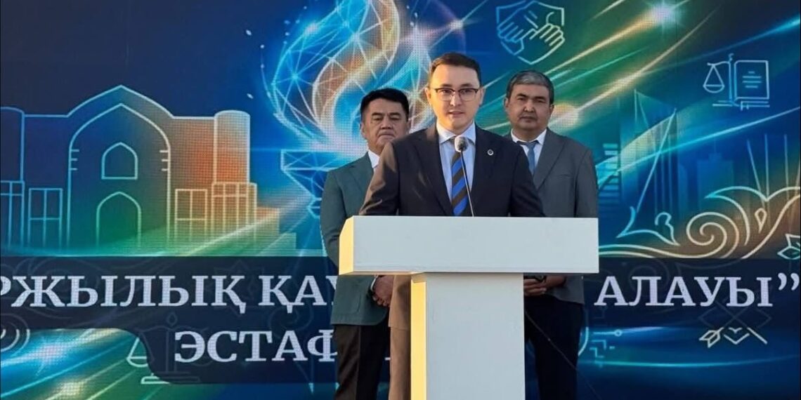 ТҮРКІСТАНДА «ҚАРЖЫЛЫҚ ҚАУІПСІЗДІК АЛАУЫ» ЭСТАФЕТАСЫ ӨТТІ