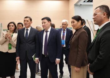 ТҮРКІСТАНДА МЕКТЕП ДИРЕКТОРЛАРЫНА АРНАЛҒАН ӨҢІРЛІК БАСҚАРУ ИНТЕНСИВІ ӨТТІ