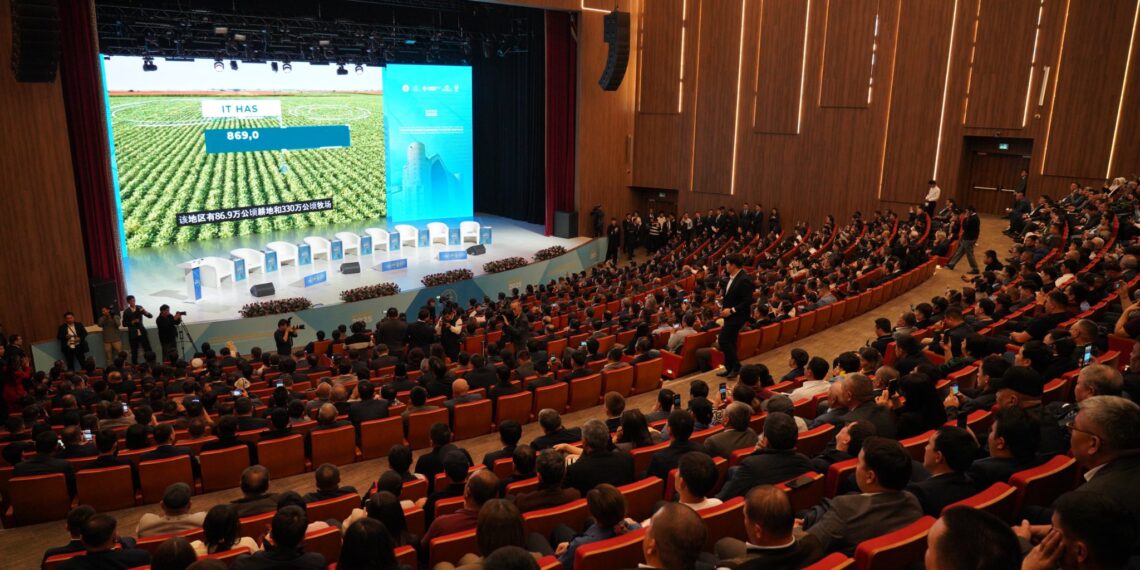 TITF–2025: ТҮРКІСТАНДАҒЫ ХАЛЫҚАРАЛЫҚ ИНВЕСТИЦИЯЛЫҚ ФОРУМДА ҚҰНЫ 432,2 МЛРД ТЕҢГЕНІ ҚҰРАЙТЫН 7 МЕМОРАНДУМҒА ҚОЛ ҚОЙЫЛДЫ