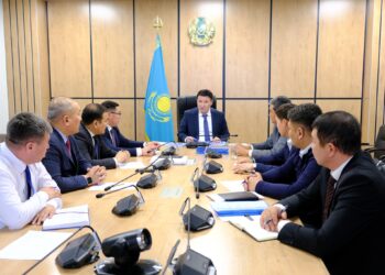 ТҮРКІСТАН: «ҮЛГІЛІ АУЫЛ» БАЙҚАУЫНЫҢ КОМИССИЯ ОТЫРЫСЫ ӨТТІ