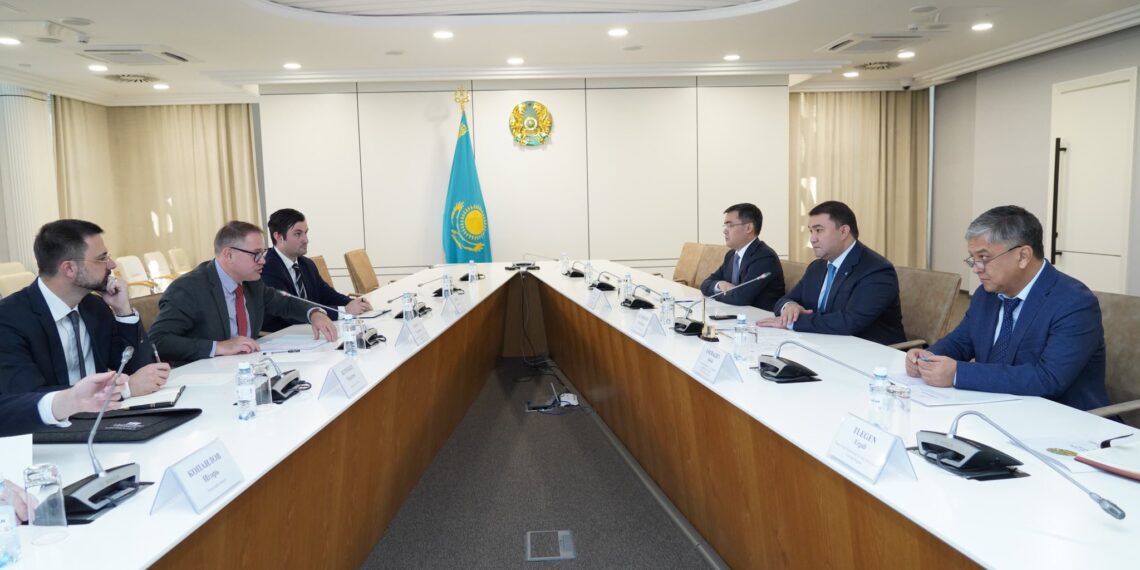 ТҮРКІСТАН ОБЛЫСЫНЫҢ ӘКІМІ ФРАНЦИЯ КОМПАНИЯЛАРЫН ӨҢІРГЕ ИНВЕСТИЦИЯ САЛУҒА ШАҚЫРДЫ