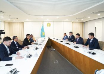 ТҮРКІСТАН МЕН ҮНДІСТАН АРАСЫНДА ТУРИЗМ, АУЫЛ ШАРУАШЫЛЫҒЫ, ӨНДІРІС САЛАЛАРЫНДА ӘРІПТЕСТІК ОРНАТУ ЖОЛДАРЫ ТАЛҚЫЛАНДЫ