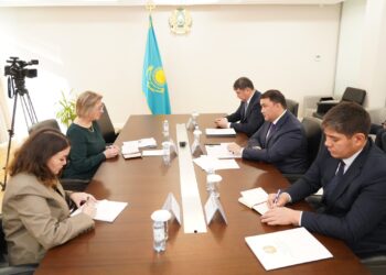 ТҮРКІСТАН ОБЛЫСЫНЫҢ ӘКІМІ НҰРАЛХАН КӨШЕРОВ ҰЛЫБРИТАНИЯНЫҢ ҚАЗАҚСТАНДАҒЫ ЕЛШІСІМЕН КЕЗДЕСТІ