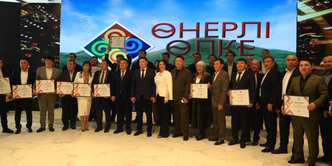 ТҮРКІСТАНДА ӨНЕР МЕН МӘДЕНИЕТТІҢ ДЕҢГЕЙІН КӨТЕРГЕН ФЕСТИВАЛЬ ЖӘНЕ БАЙҚАУ ЖЕҢІМПАЗДАРЫ МАРАПАТТАЛДЫ