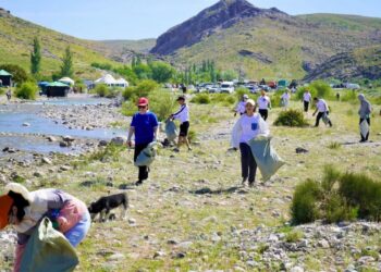 «ТАЗА ҚАЗАҚСТАН» БАҒДАРЛАМАСЫ АЯСЫНДАҒЫ ЖҰМЫСТАР ЖЫЛДЫҢ 4 МЕЗГІЛІНДЕ ДЕ ЖАЛҒАСАДЫ»