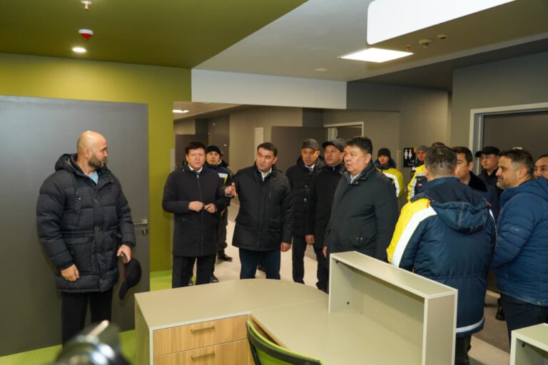 ТҮРКІСТАНДАҒЫ 570 ОРЫНДЫҚ КӨПБЕЙІНДІ АУРУХАНАНЫҢ ҚҰРЫЛЫСЫ БАҚЫЛАУДА