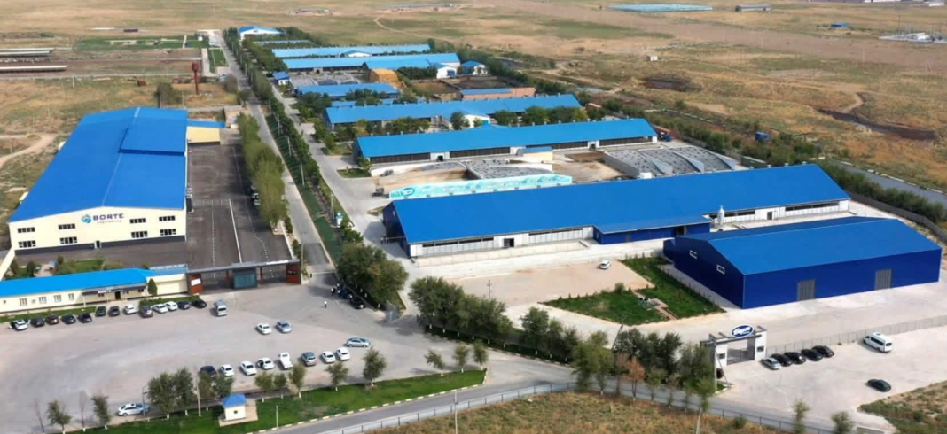 СҮТ ӨНДІРІСІН ЖАҢА ДЕҢГЕЙГЕ КӨТЕРГЕН «БӨРТЕ МИЛКА» ЖОБАСЫ ТОЛЫҚ ІСКЕ ҚОСЫЛДЫ