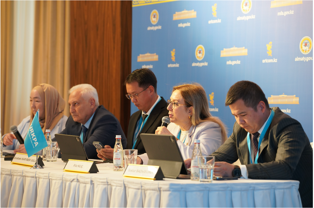 Түркі мемлекеттері Парламенттік Ассамблеясының халықаралық бақылаушылары Алматыдағы алты сайлау учаскесіне барды.